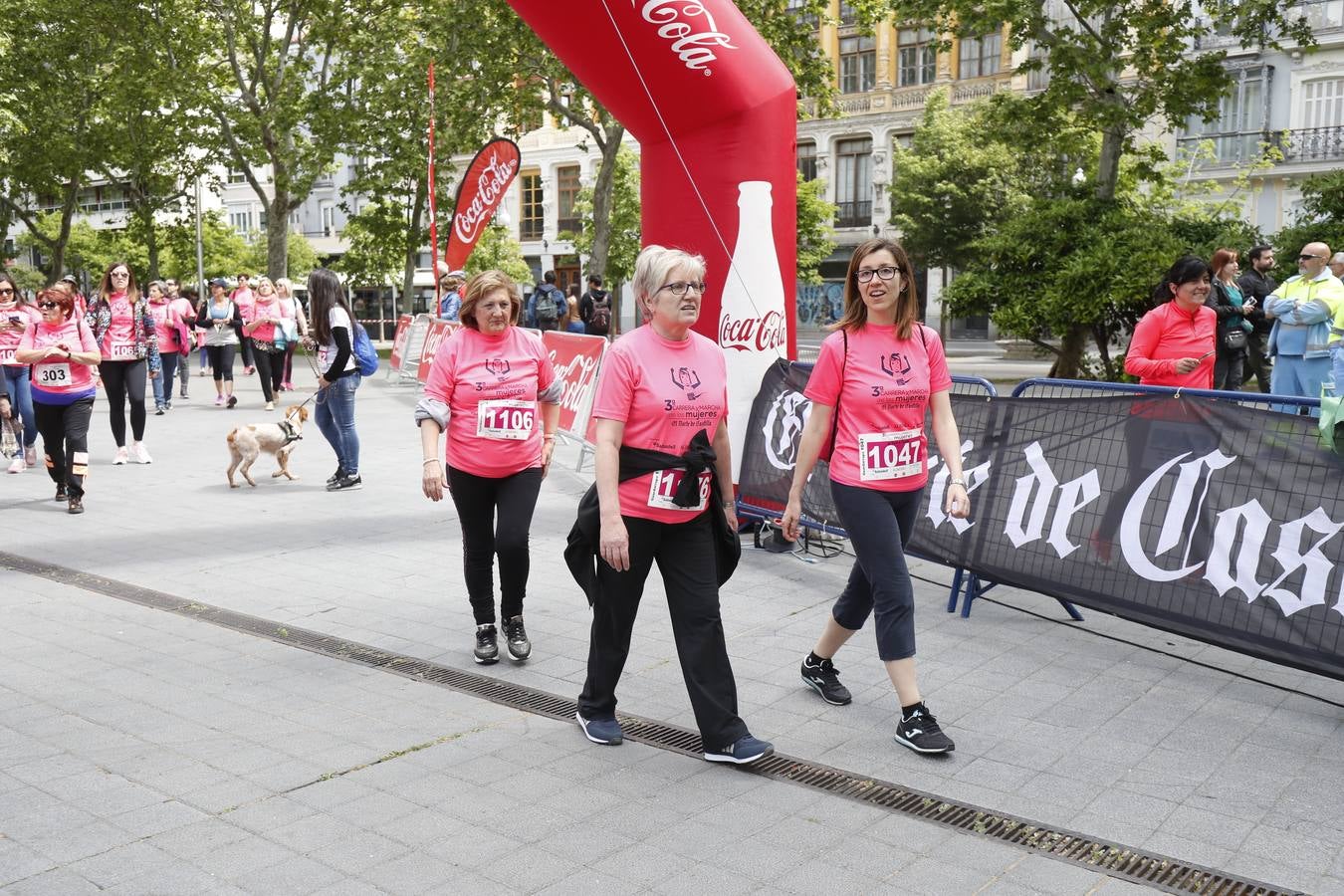 La buena mañana acompañó a las participantes en la Carrera y Marcha de las Mujeres, organizada por El Norte de Castilla. 