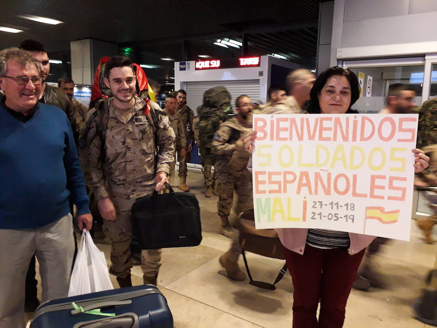 Fotos: Regresan los primeros 124 militares de Malí tras seis meses adiestrando al ejército de ese país