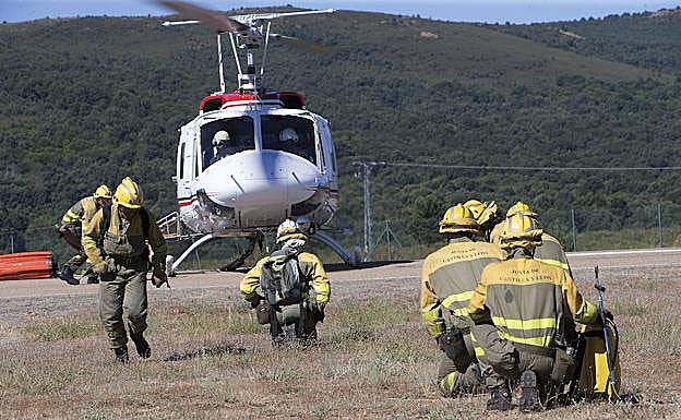 Cuadrilla de extinción de incendios.