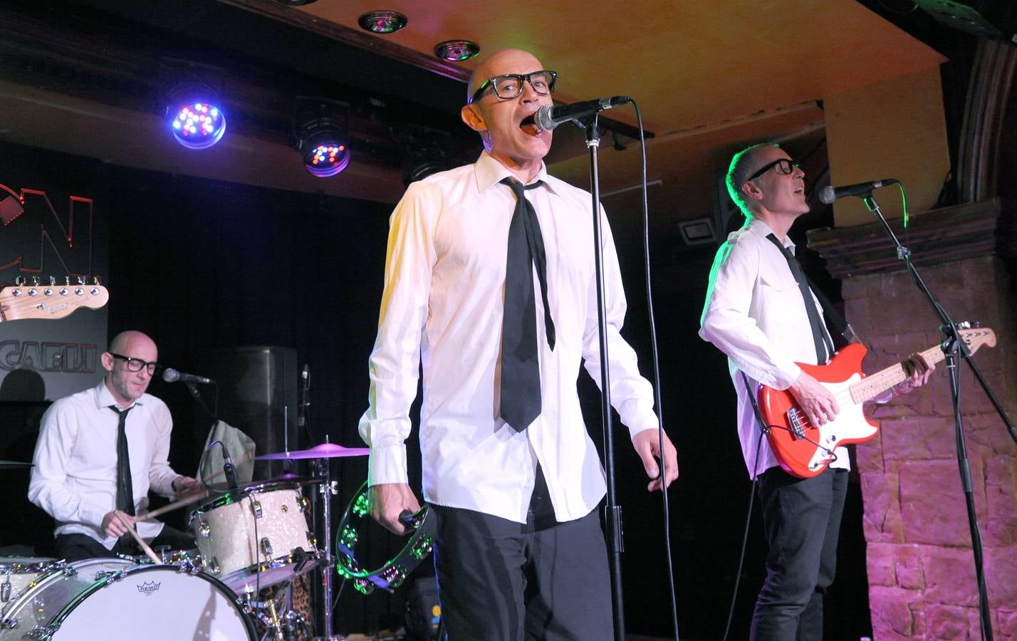 Fotos: Concierto de Hula Baby en la sala Porta Caeli de Valladolid