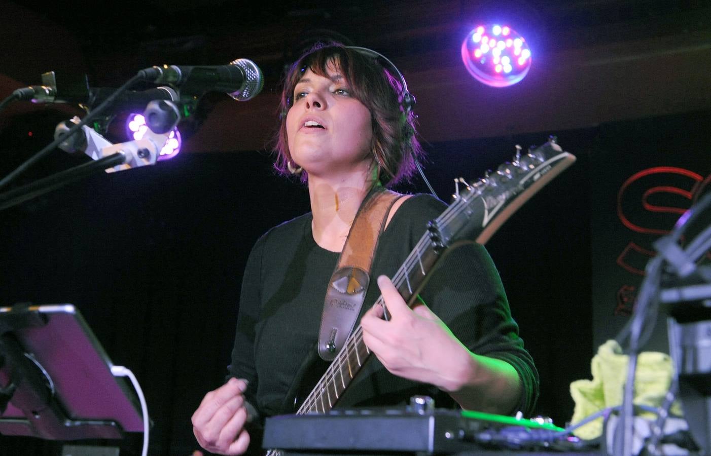 Fotos: Jhana Beat en la sala Porta Caeli de Valladolid