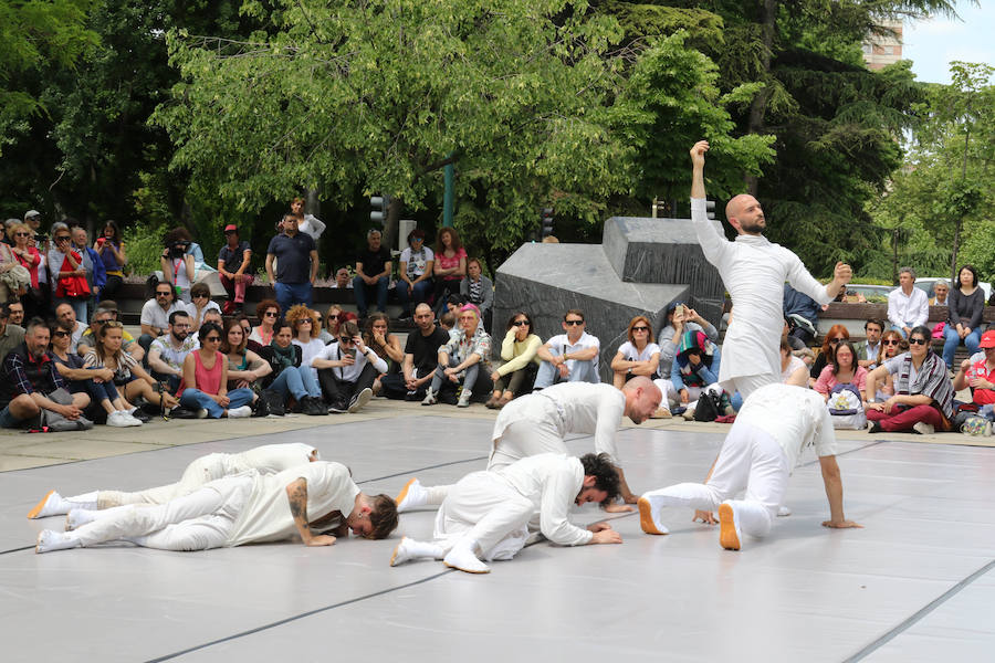 Danza Iron Skulls co. en el Archivo Municipal.