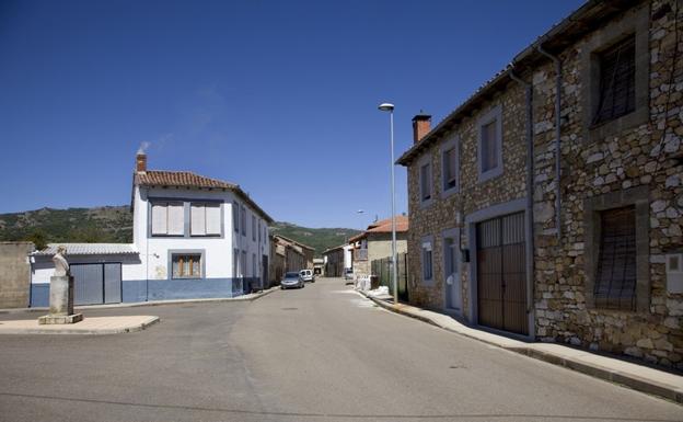 Vista de una calle de Vegaquemada. 