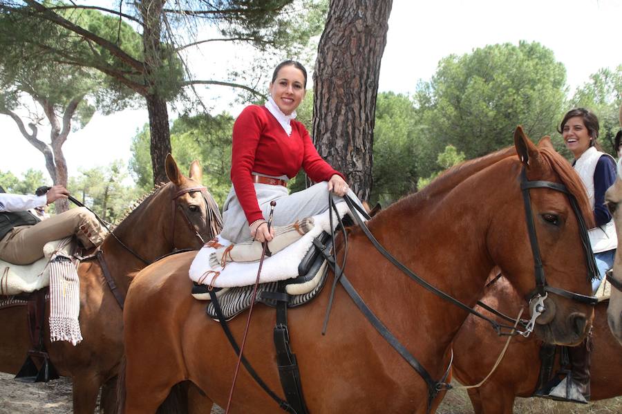 Fotos: Feria de Abril en Nava de la Asunción