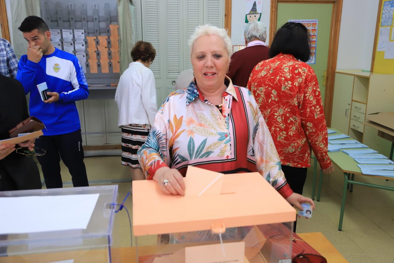 Fotos: Los candidatos acuden a votar en Salamanca