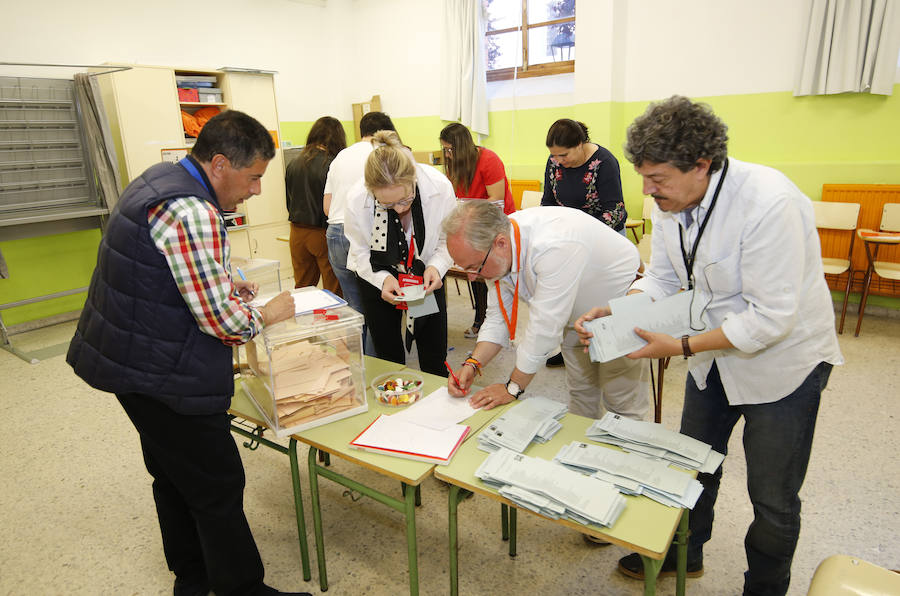 Fotos: Noche electoral en Palencia