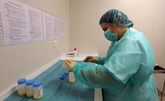 Pruebas en el Banco de leche Materna en el Hospital Rio Hortega de Valladolid. 