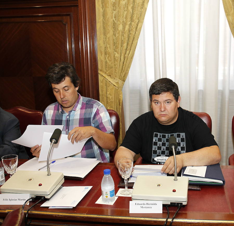 Los dos diputados que ha mantenido Ganemos durante el pasado mandato, Félix Iglesias y Eduardo Hermida.