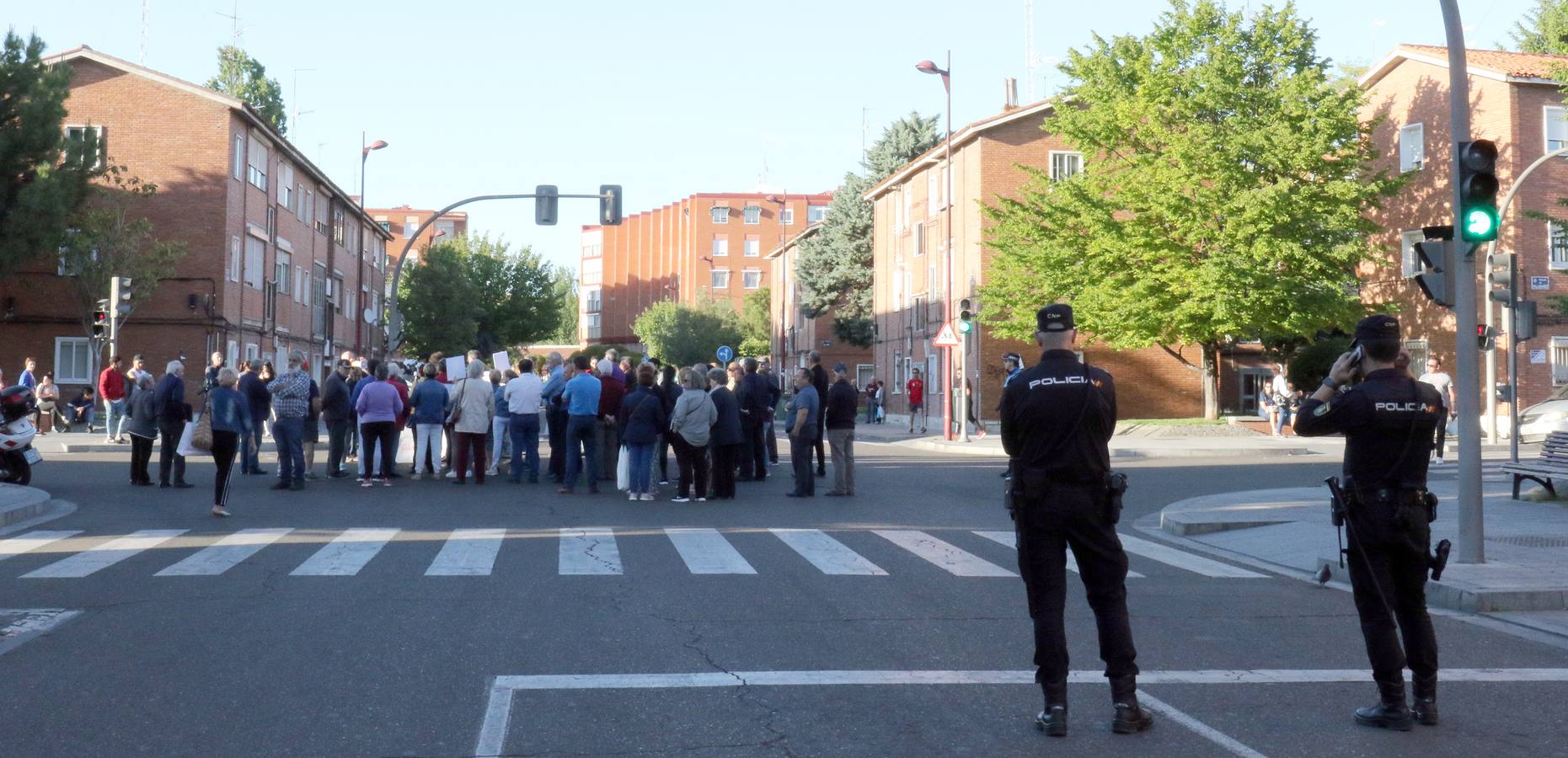 Denuncian el retraso en la creación de un centro social en el antiguo colegio Santiago López y el «mal acabado» de las obras ya ejecutadas en la primera fase