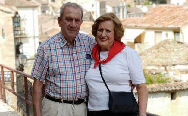 Juan Guillén y su esposa, Ana, en una imagen de archivo durante las últimas fiestas patronales de Sepúlveda. 