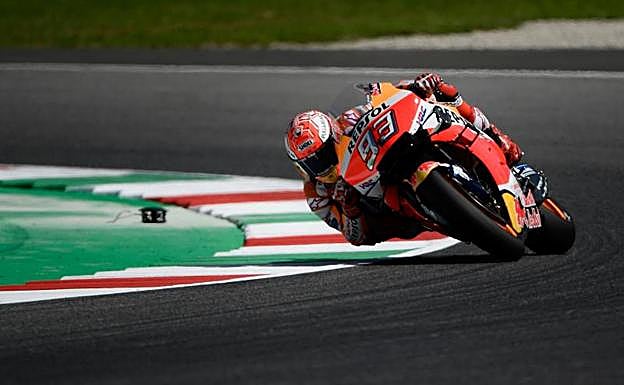 Marc Márquez durante la primer jornada de entrenamientos del GP de Italia.