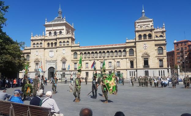 Ensayo militar ante Caballería para la jornada del sábado.