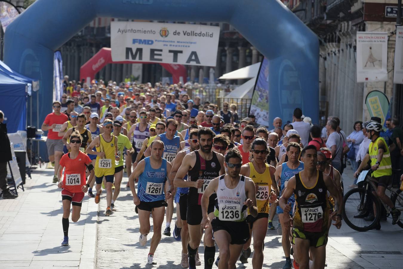 Fotos: Carrera popular en la Plaza Mayor