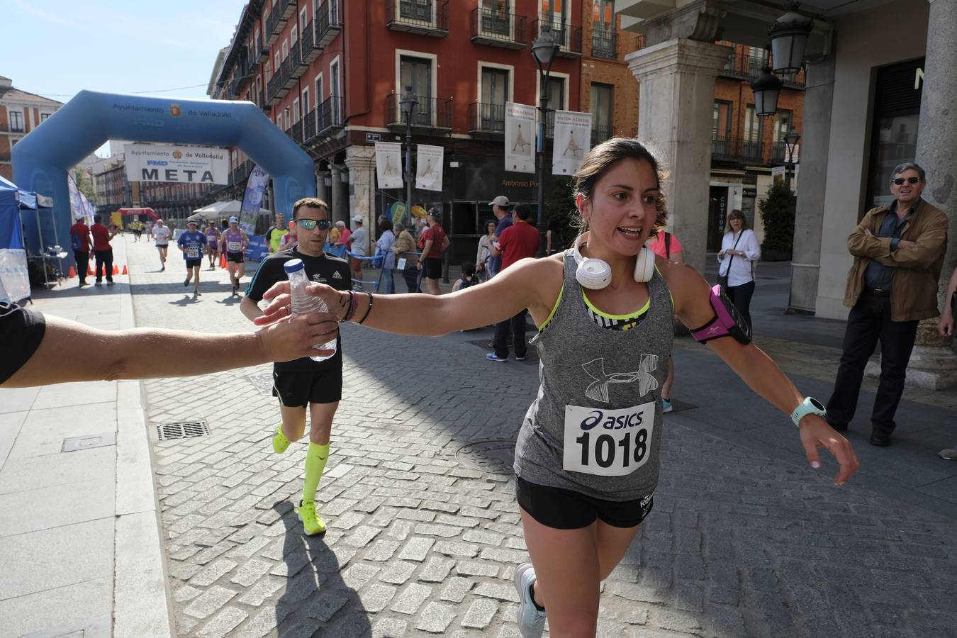 Fotos: Carrera popular en la Plaza Mayor