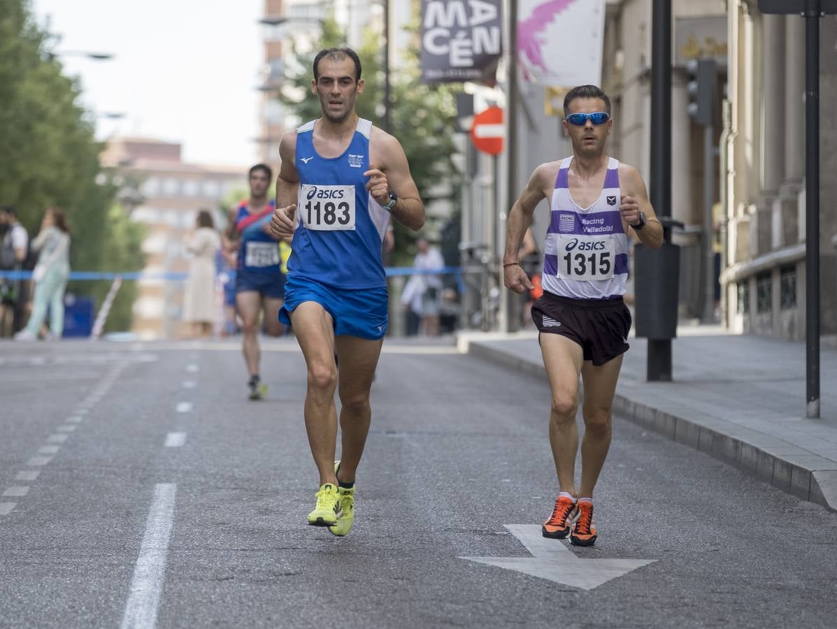 Fotos: Carrera popular en la Plaza Mayor