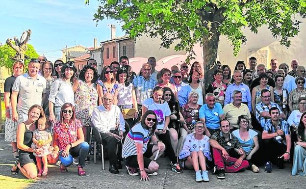 Los más de un centenar de Martinez-Vega en el encuentro del sábado.