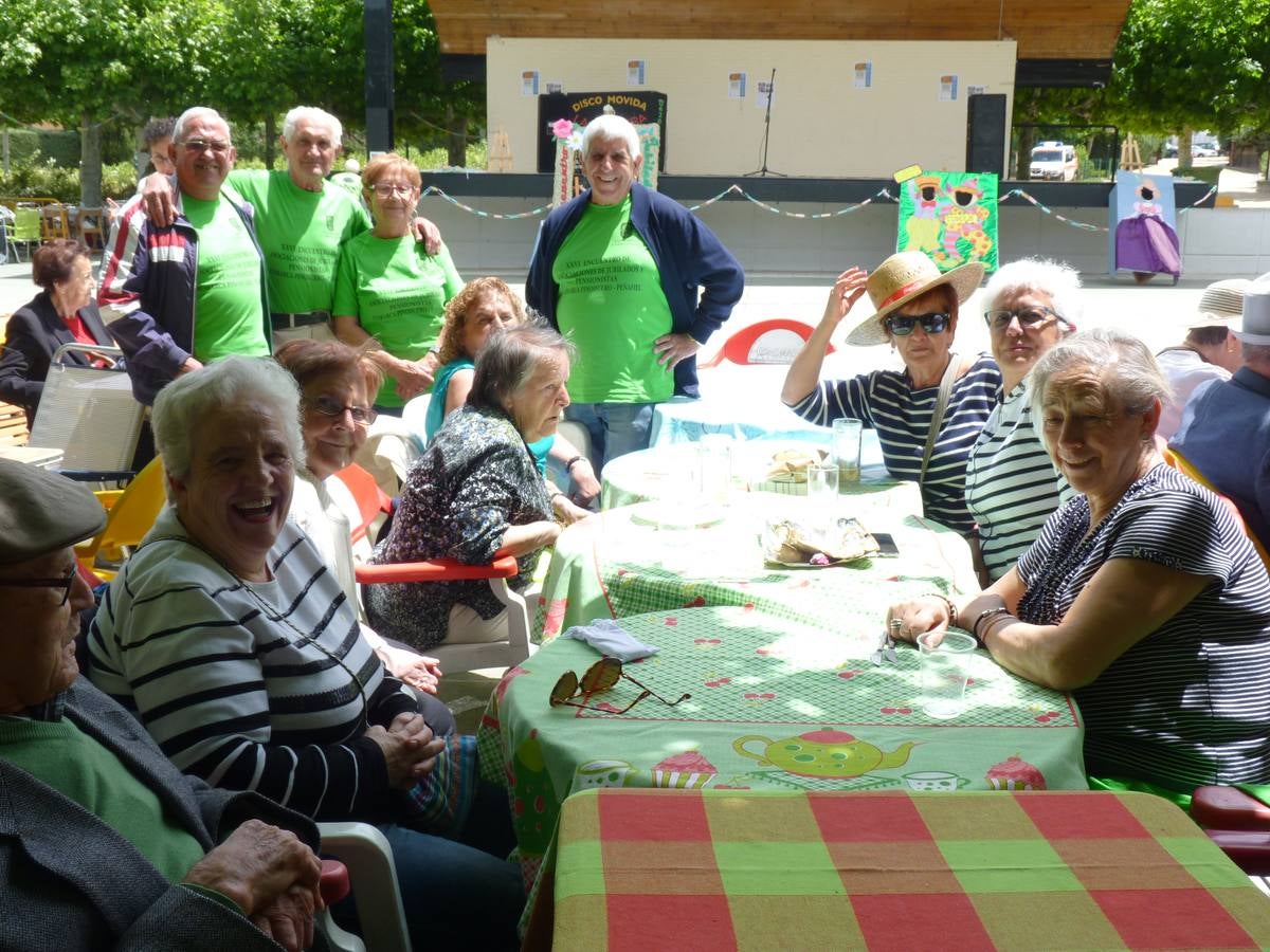 Es la edición número 26 de una cita que, todas las primaveras, reúne a cientos de mayores (en esta, 609) en una cita festiva que, además, sirve para reivindicar el papel que juegan los mayores en el medio rural