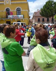Imagen secundaria 2 - Celebración del encuentro de mayores de Pinoduero y la comarca de Peñafiel, en Tudela. 