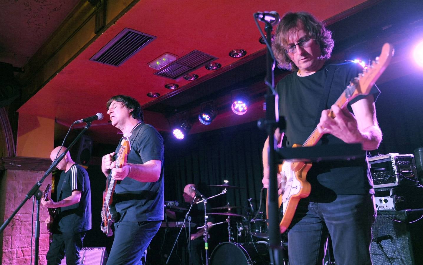 Fotos: The Chameleons UK en la sala Porta Caeli de Valladolid