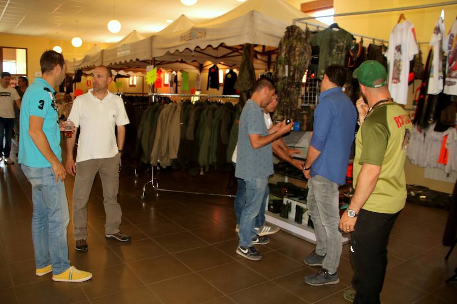 Fotos: Feria de Caza y Pesaca en Villaviudas