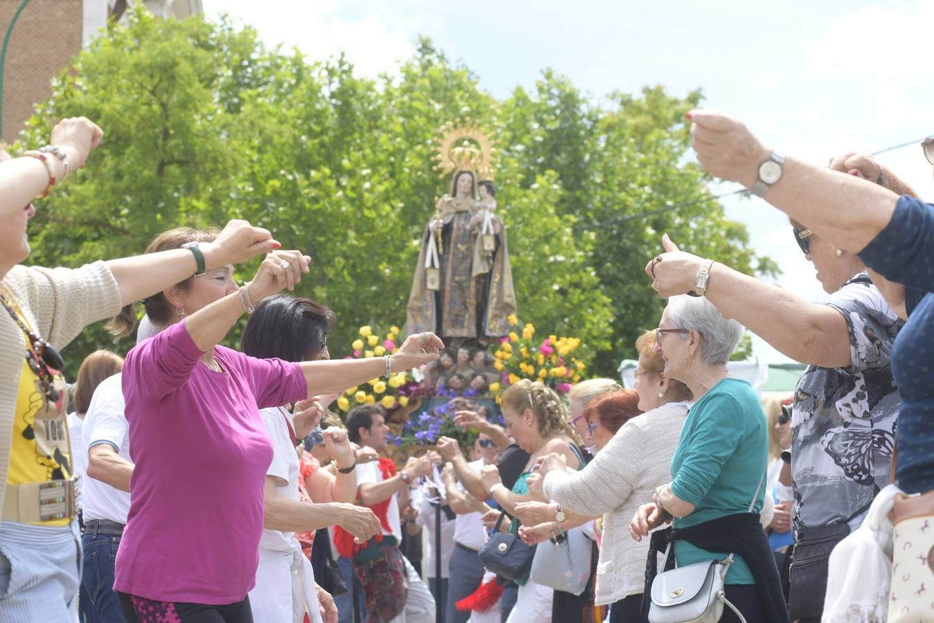 Fotos: Romería de la Virgen del Carmen de Extramuros en Valladolid