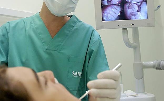 Consulta con el dentista.