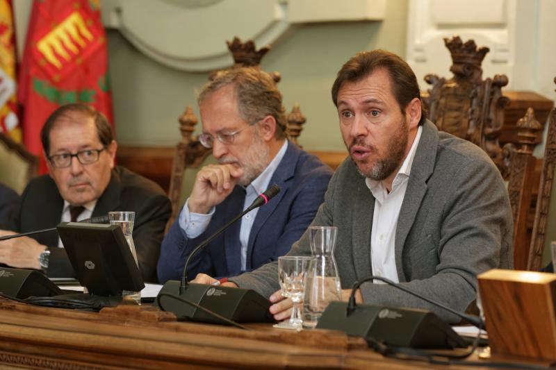 So las últimas sesiones en las que estará presente la actual Corporación municipal de 29 concejales, de la que solo 14 continuarán a partir del día 15