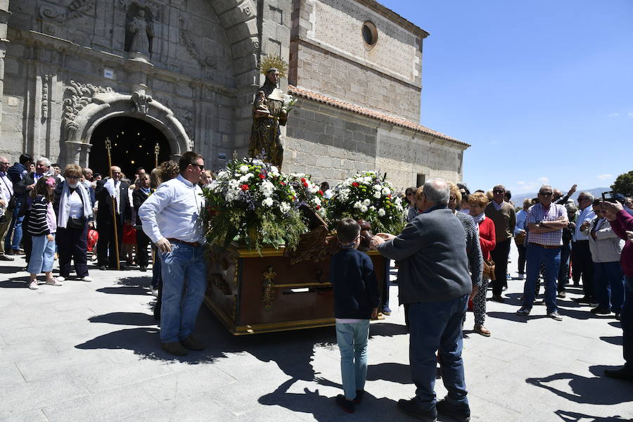 Fotos: Procesión de San Antonio de Padua en Navas de San Antonio