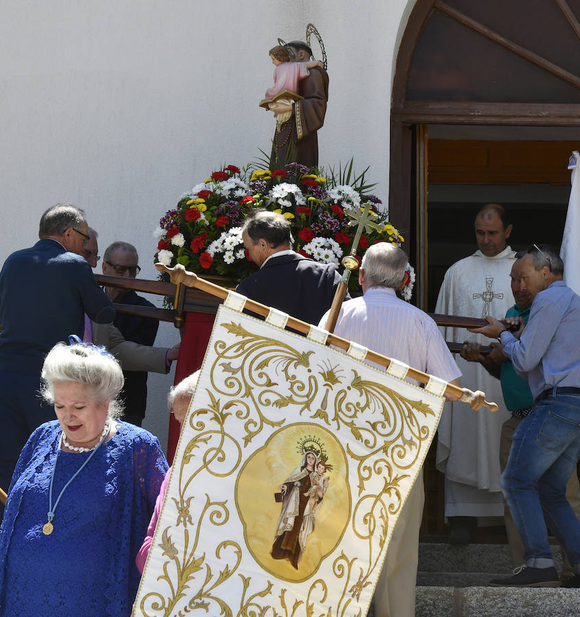Fotos: La Estación de El Espinar celebra San Antonio