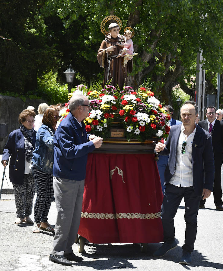 Fotos: La Estación de El Espinar celebra San Antonio