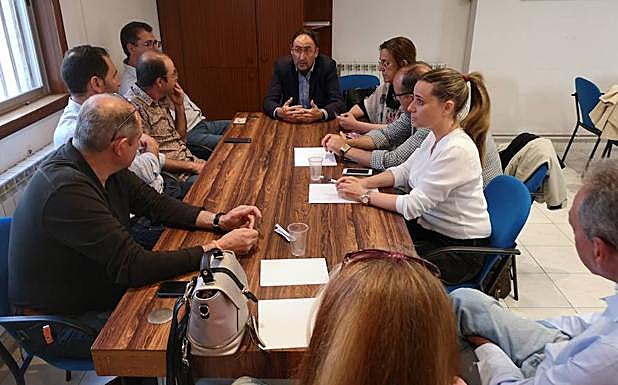 Reunión entre Ciudadanos y el PP.