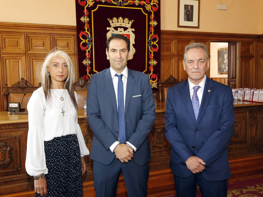 Fotos: Toma de posesión de los nuevos Concejales de Palencia