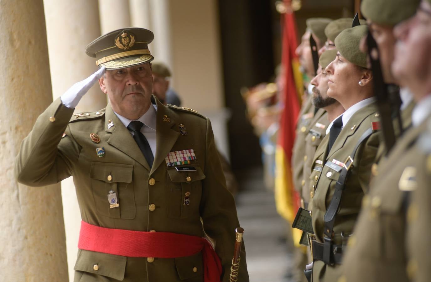 La Cuarta Subinspección General del Ejército (Suige) celebró el día de la unidad, con un acto que fue presidido por el jefe de este área de Defensa y comandante militar de Valladolid y Palencia, general José Rivas 