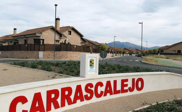 Uno de los accesos al núcleo de Carrascalejo del municipio de Palazuelos de Eresma. 