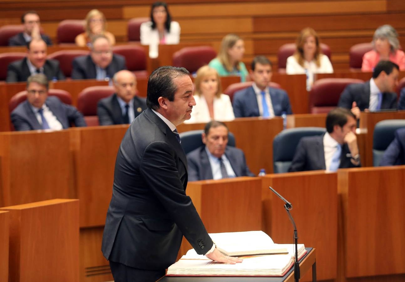 Fotos: Toma de posesión de los nuevos procuradores de las Cortes de Castilla y León