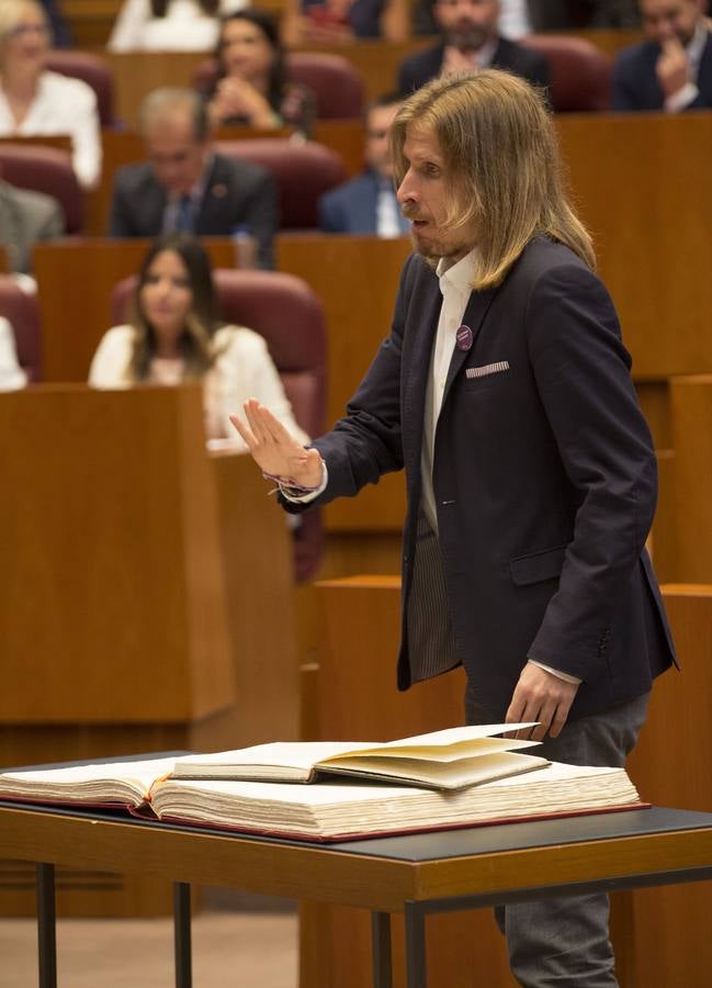 Fotos: Toma de posesión de los nuevos procuradores de las Cortes de Castilla y León