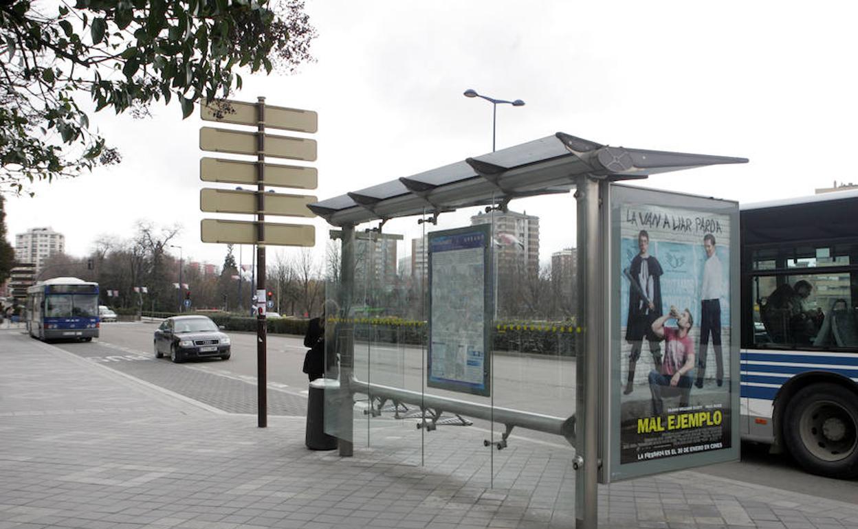 Paseo de Isabel la Católica a la altura del Poniente.