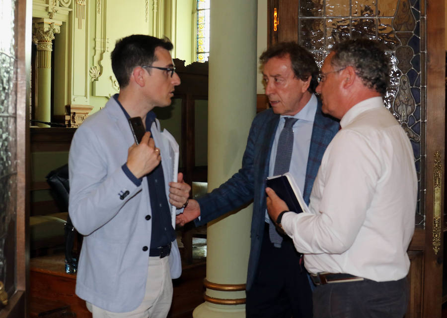 Manuel Saravia y Óscar Puente.