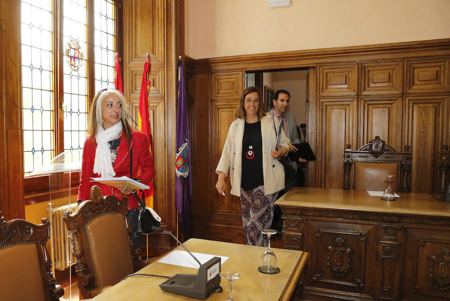 Fotos: Primer pleno del ayuntamiento de Palencia