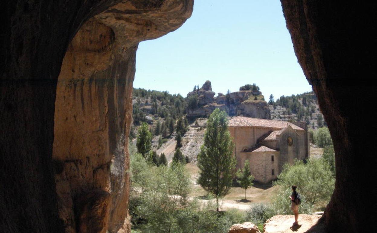 ERmita de San Bartolomé, en el Cañón del Río Lobos. 