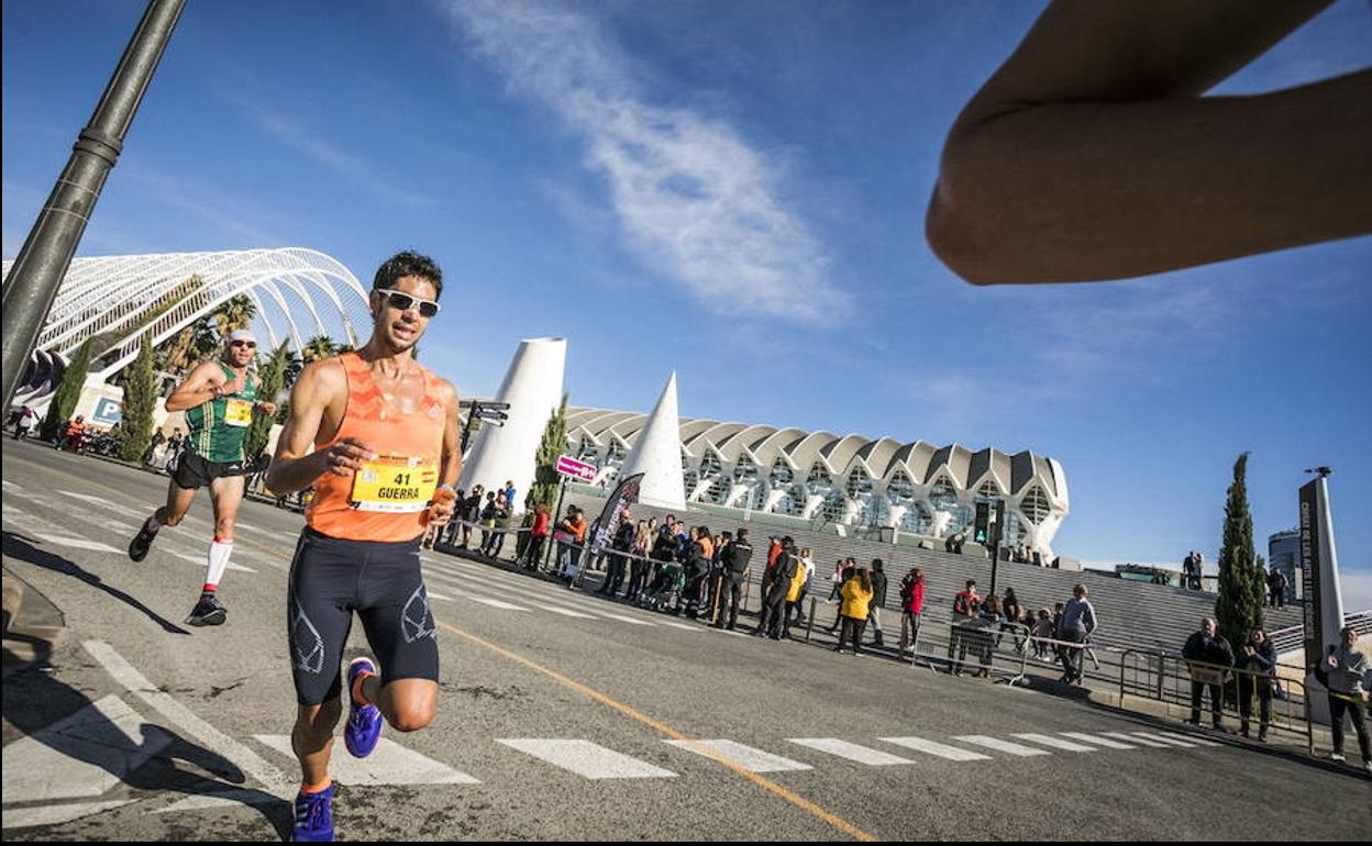 Javi Guerra, durante una prueba disputada en Valencia.