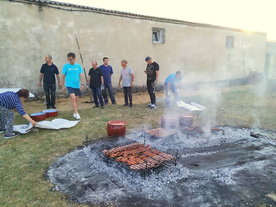 Fotos: Comida popular en Hérmedes de Cerrato