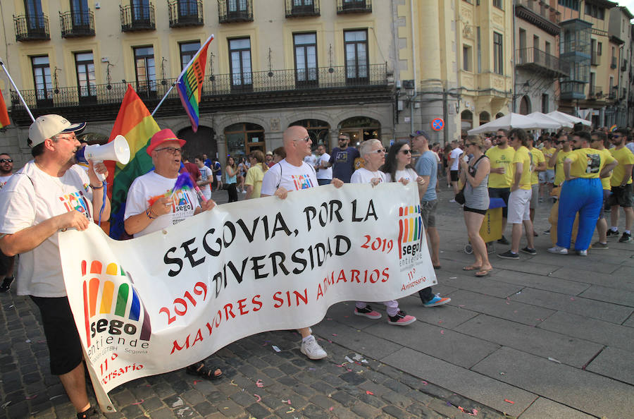 Fotos: Manifestación del Orgullo Gay en Segovia
