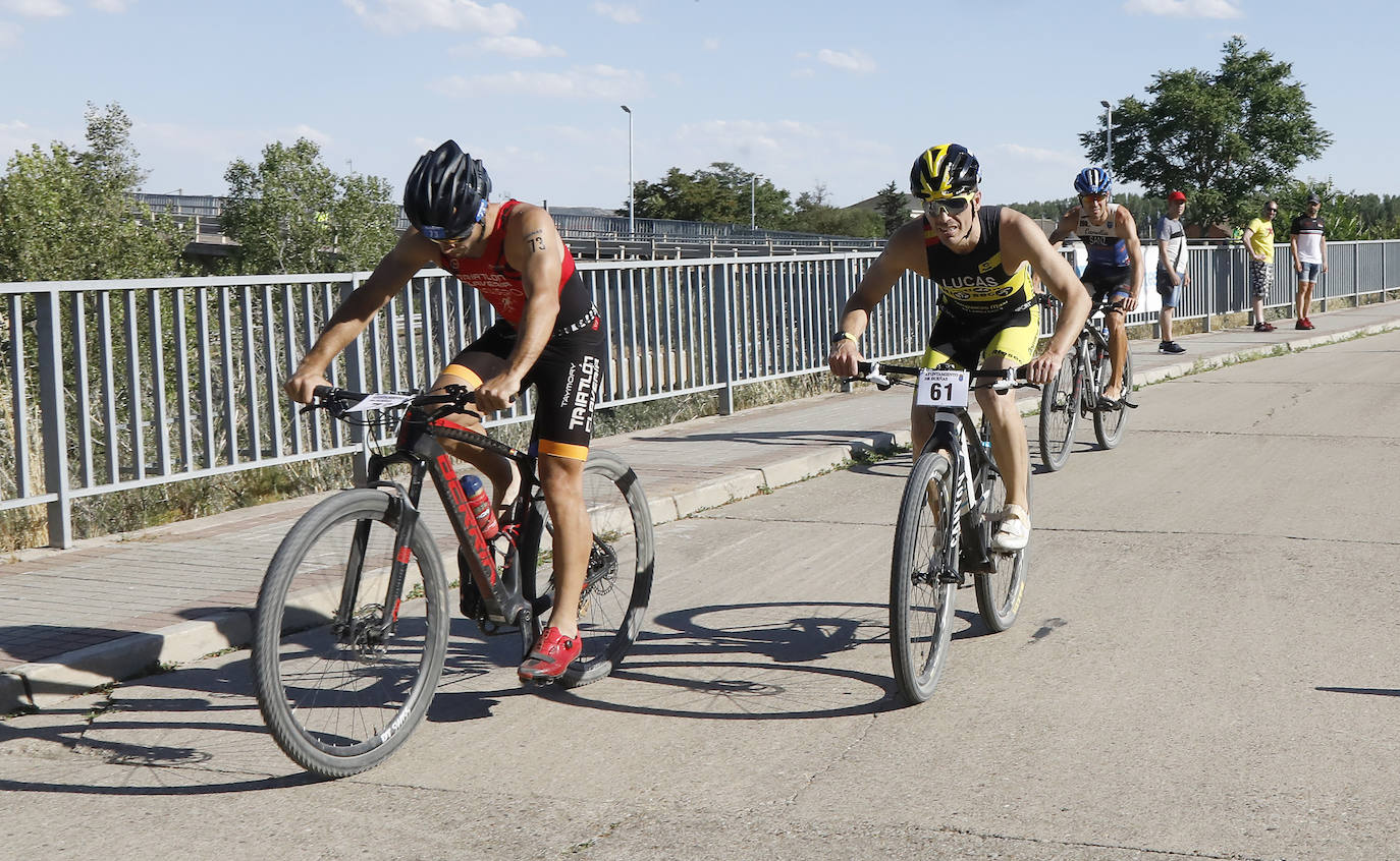 Fotos: Triatlón en Dueñas