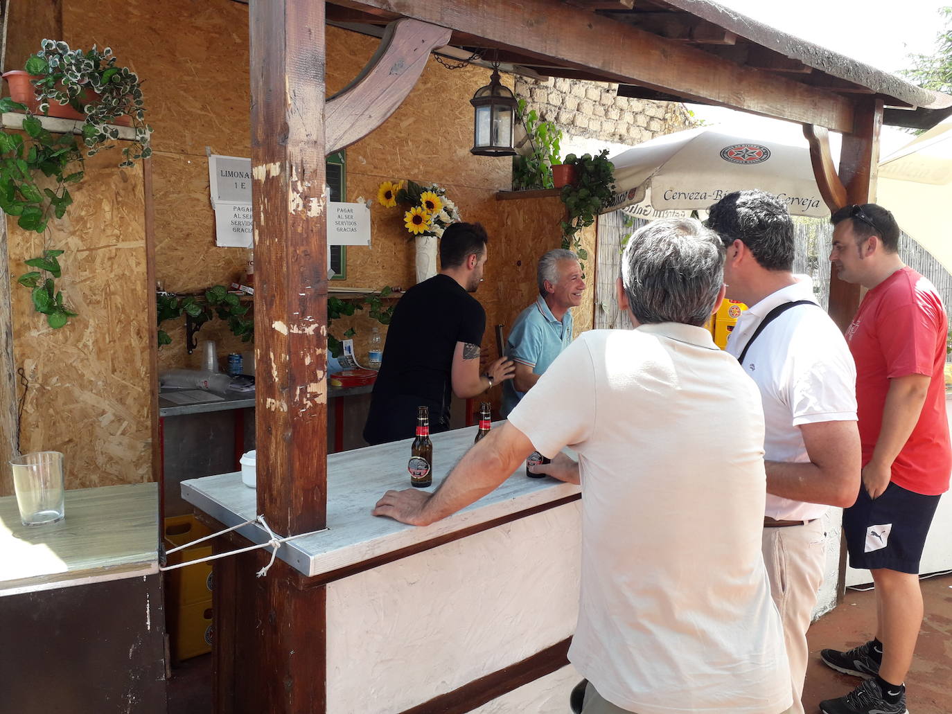 Fotos: Fiestas de la Asociación de Vecinos San Gil 2019