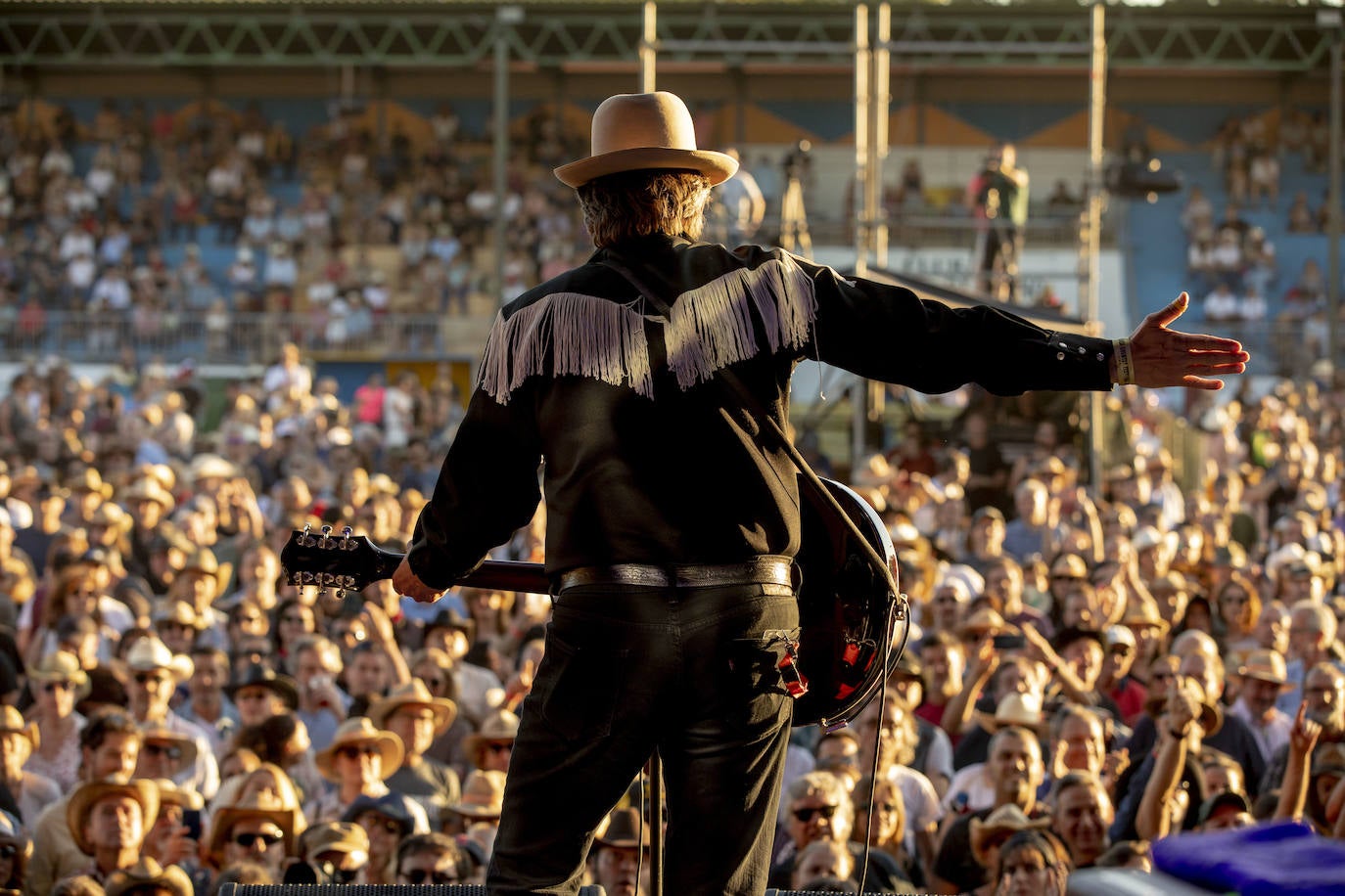 Fotos: Riaza baila a ritmo de country