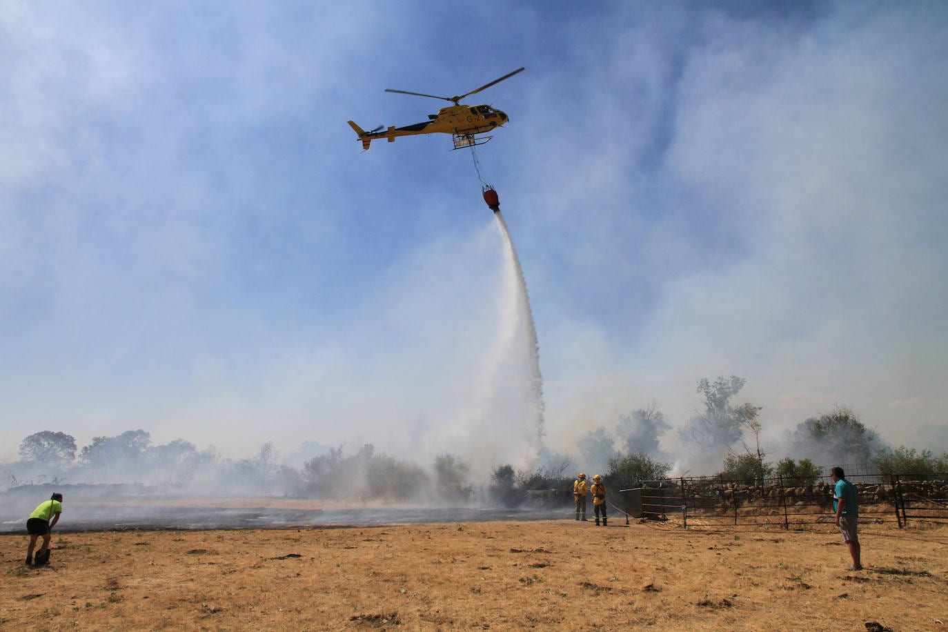 Fotos: Incendio en Trescasas (1)