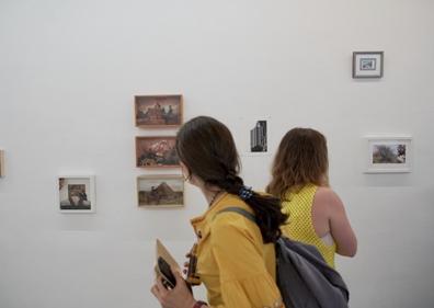 Imagen secundaria 1 - Exposición 'Picnic' en el centro de creación contemporánea Nexo990, el antiguo matadero municipal de Monzón de Campos rehabilitado. 