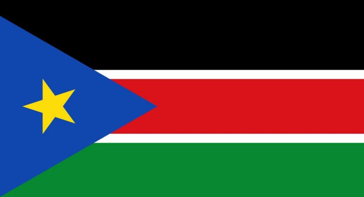 Sudán del Sur: se desaconseja el viaje bajo cualquier circunstancia ya que todo el país es considerado zona de alto riesgo. Desde el inicio del conflicto civil en diciembre de 2013 son especialmente peligrosos los Estados de Unity, Upper Nile y Jonglei, sumidos en una situación de violencia y desorden permanente. Sólo deben realizarse viajes fuera de la capital (Juba) si son absolutamente necesarios.
