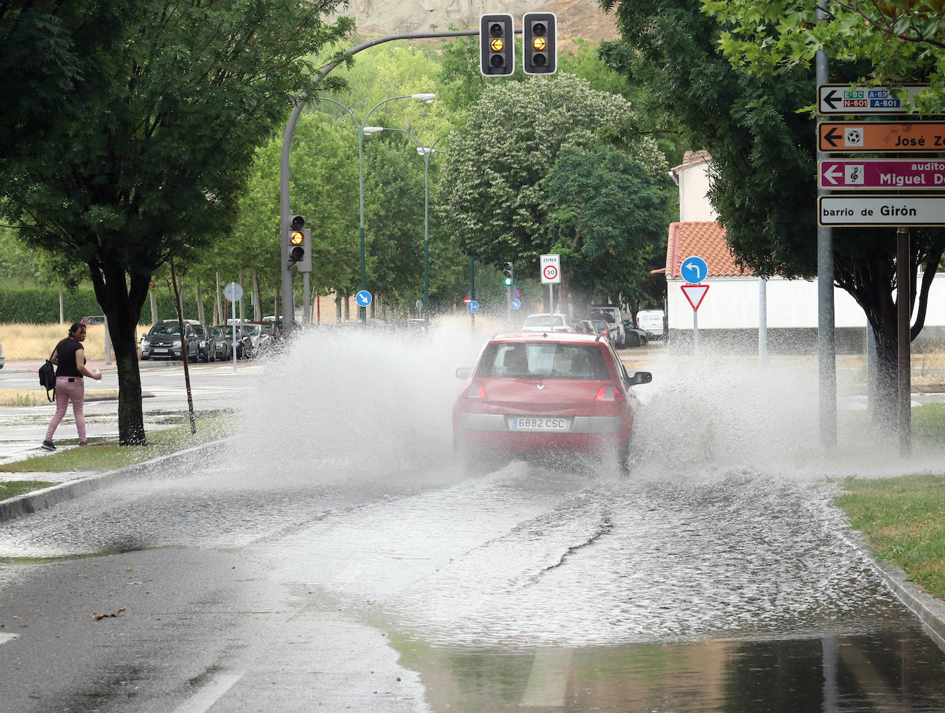 Fotos: Fuertes lluvias este sábado en Valladolid